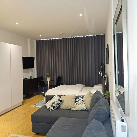 Classic Studio For 4 In Piccadilly Soho Central London Vr3 Eksteriør billede